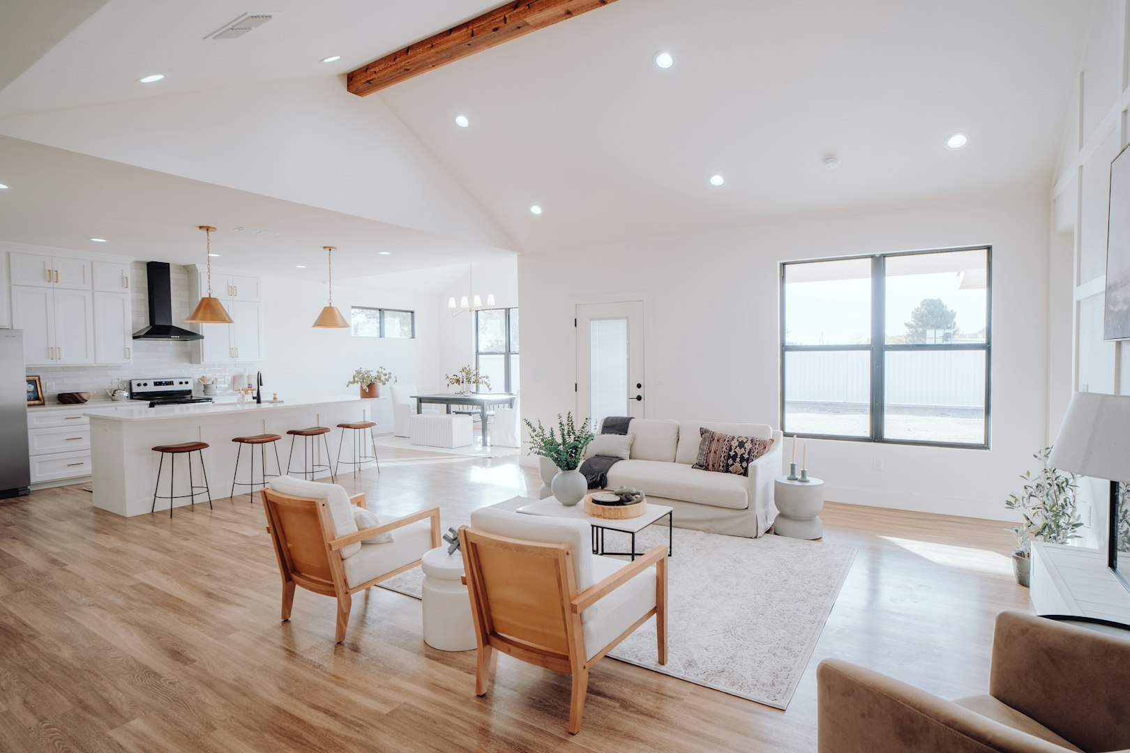Regular cleaning, Deep cleaning, Room cleaning